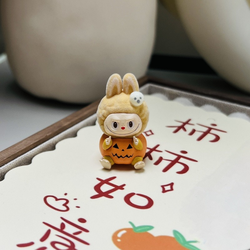 Miniature pumpkin labubu 10 pcs Miniature pumpkin labubu 10 pcs