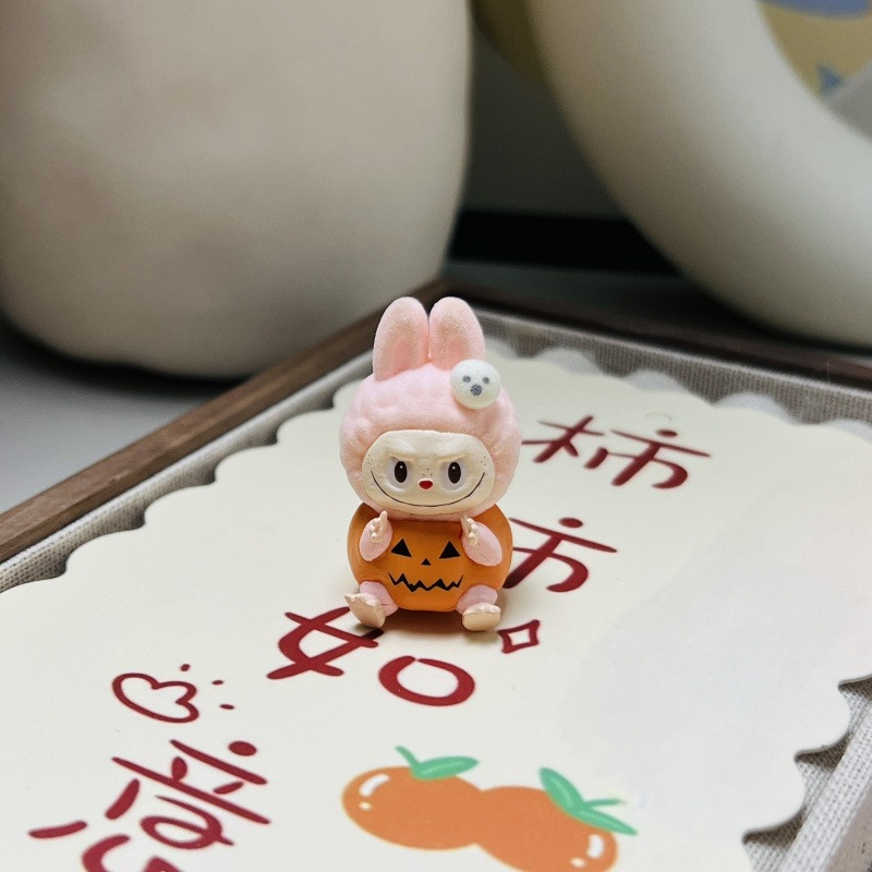 Miniature pumpkin labubu 10 pcs Miniature pumpkin labubu 10 pcs