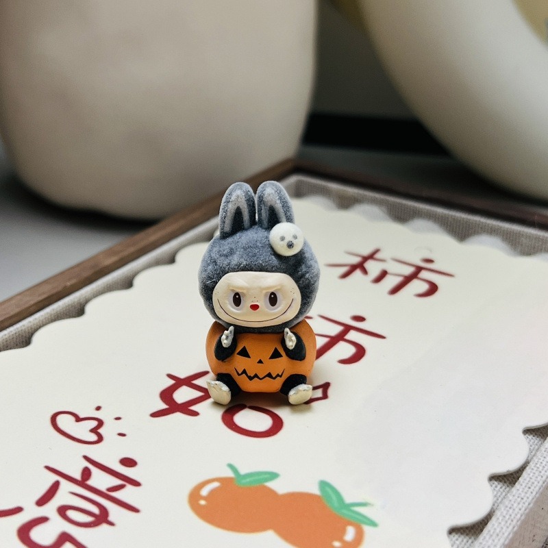 Miniature pumpkin labubu 10 pcs Miniature pumpkin labubu 10 pcs