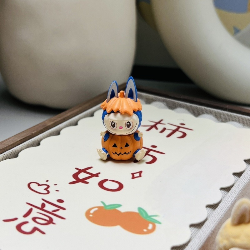 Miniature pumpkin labubu 10 pcs Miniature pumpkin labubu 10 pcs